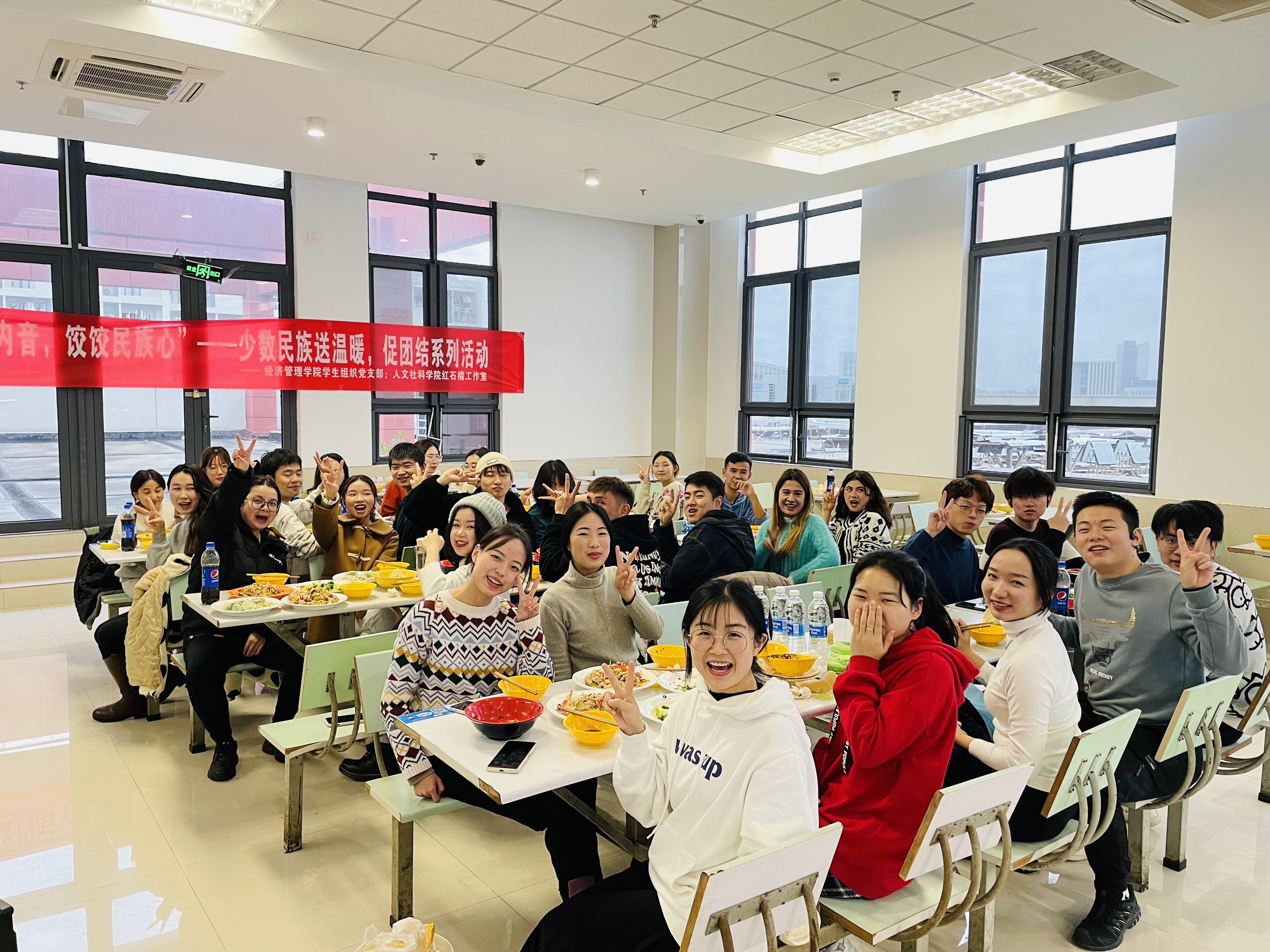 1639366705989374.jpg 大合影.JPG