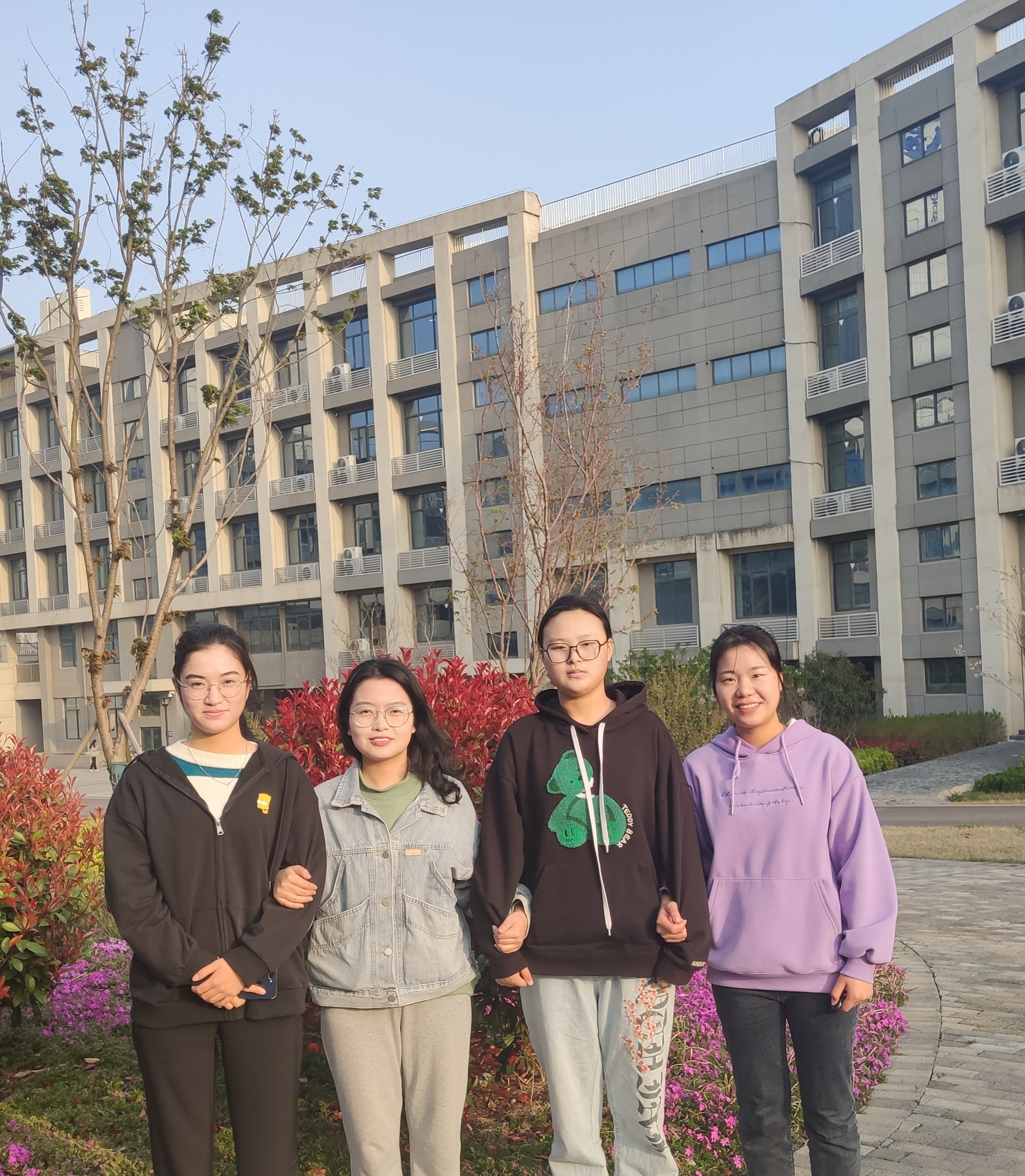 1648605688608423.jpg 578c79b1a5935af3aae4e80daa1062e.jpg