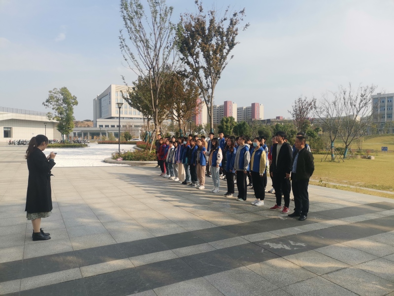 1635476995358408.jpg c967093c-bc19-498a-a27c-26eaf3b4d2d5.jpg