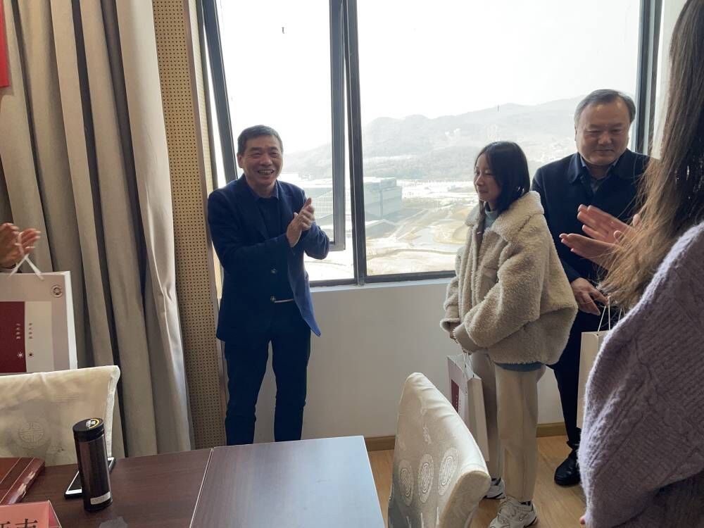 1639098318559390.jpg B42339055C409AF6A7F86F3C684E3ECC_750_750.jpg