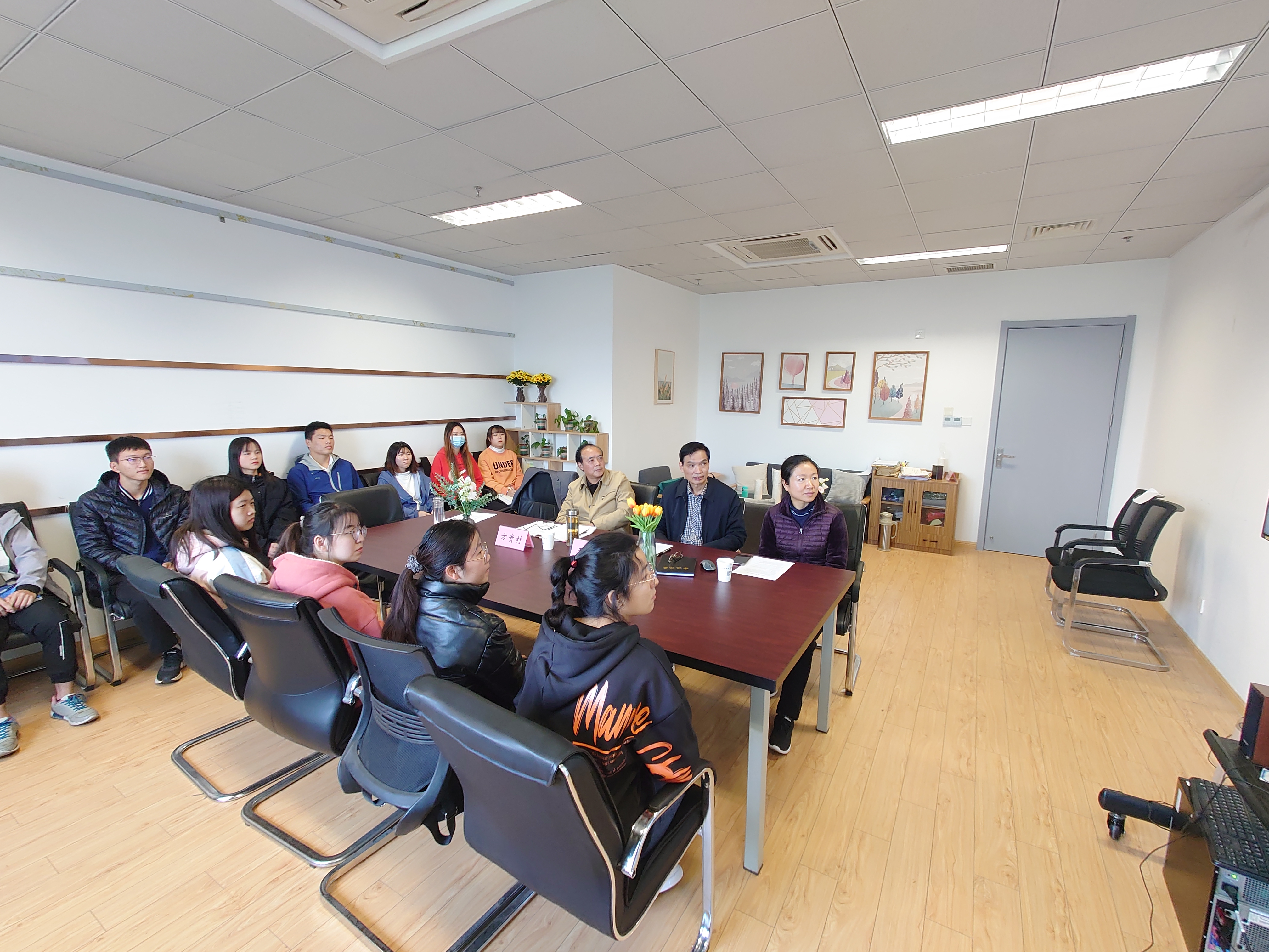 1637547616908475.jpg 1637547616908475.jpg